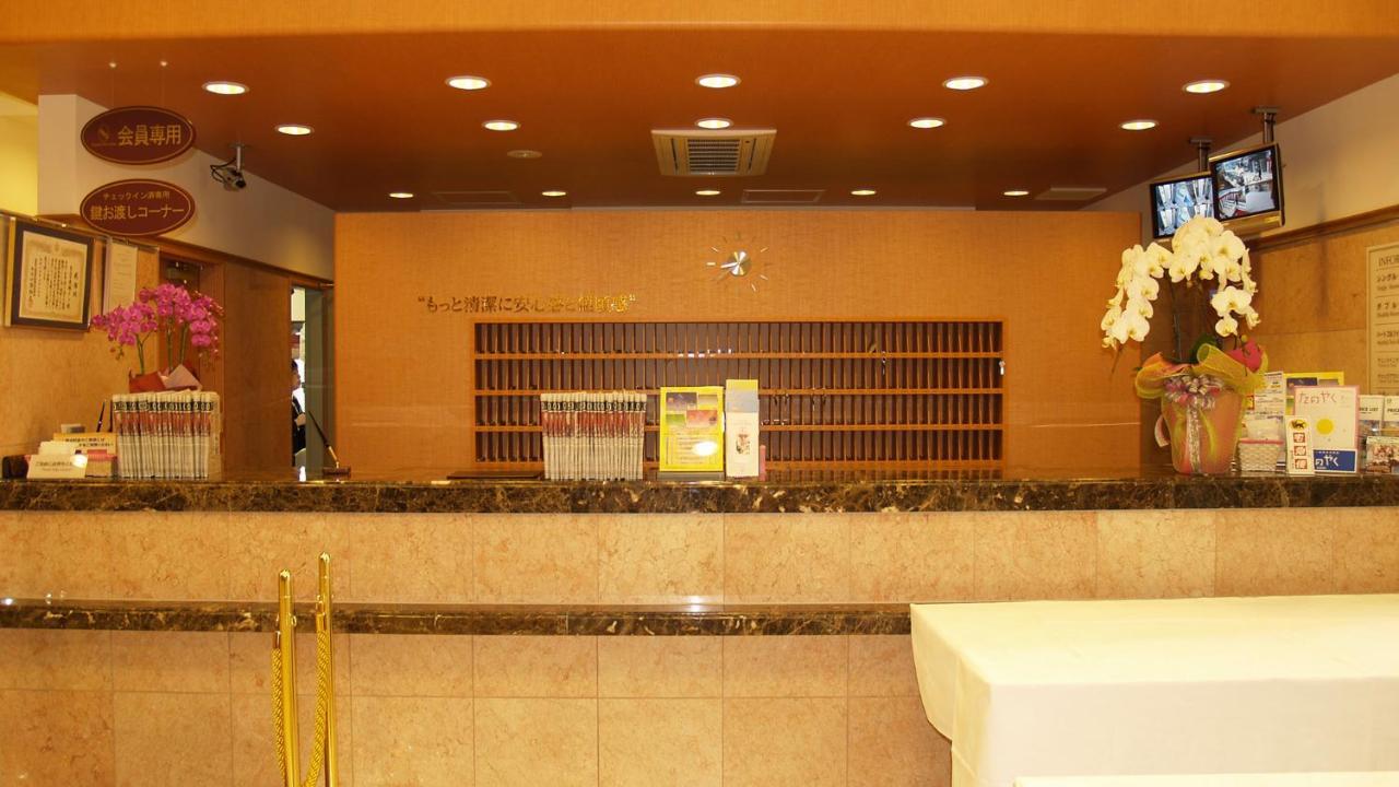 Toyoko Inn Nishitetsu Kurume Eki Higashi Guchi Exterior foto