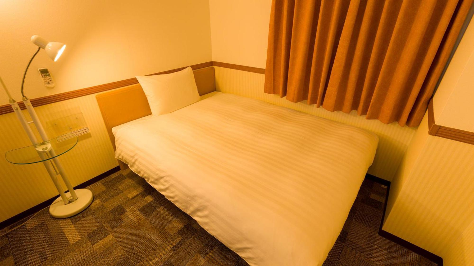 Toyoko Inn Nishitetsu Kurume Eki Higashi Guchi Zimmer foto