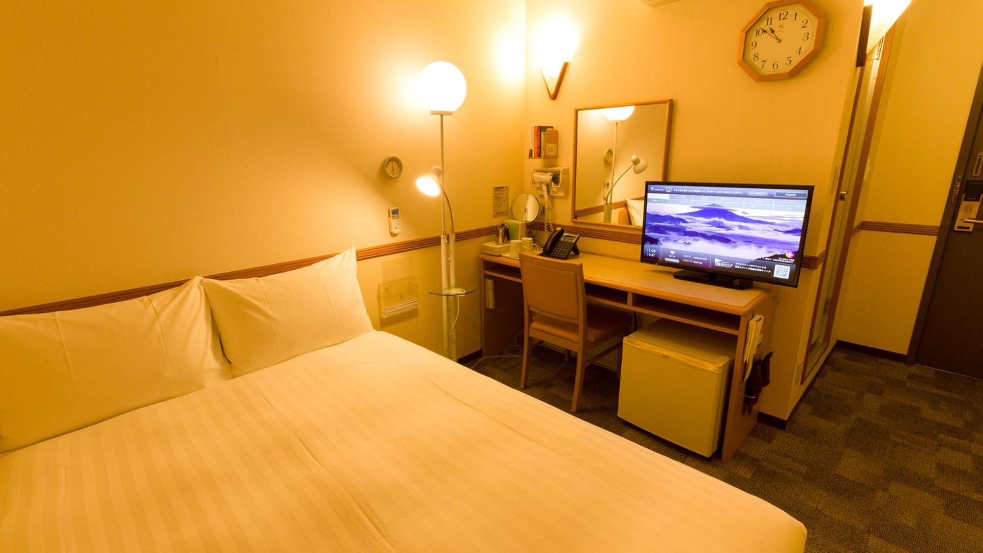 Toyoko Inn Nishitetsu Kurume Eki Higashi Guchi Zimmer foto